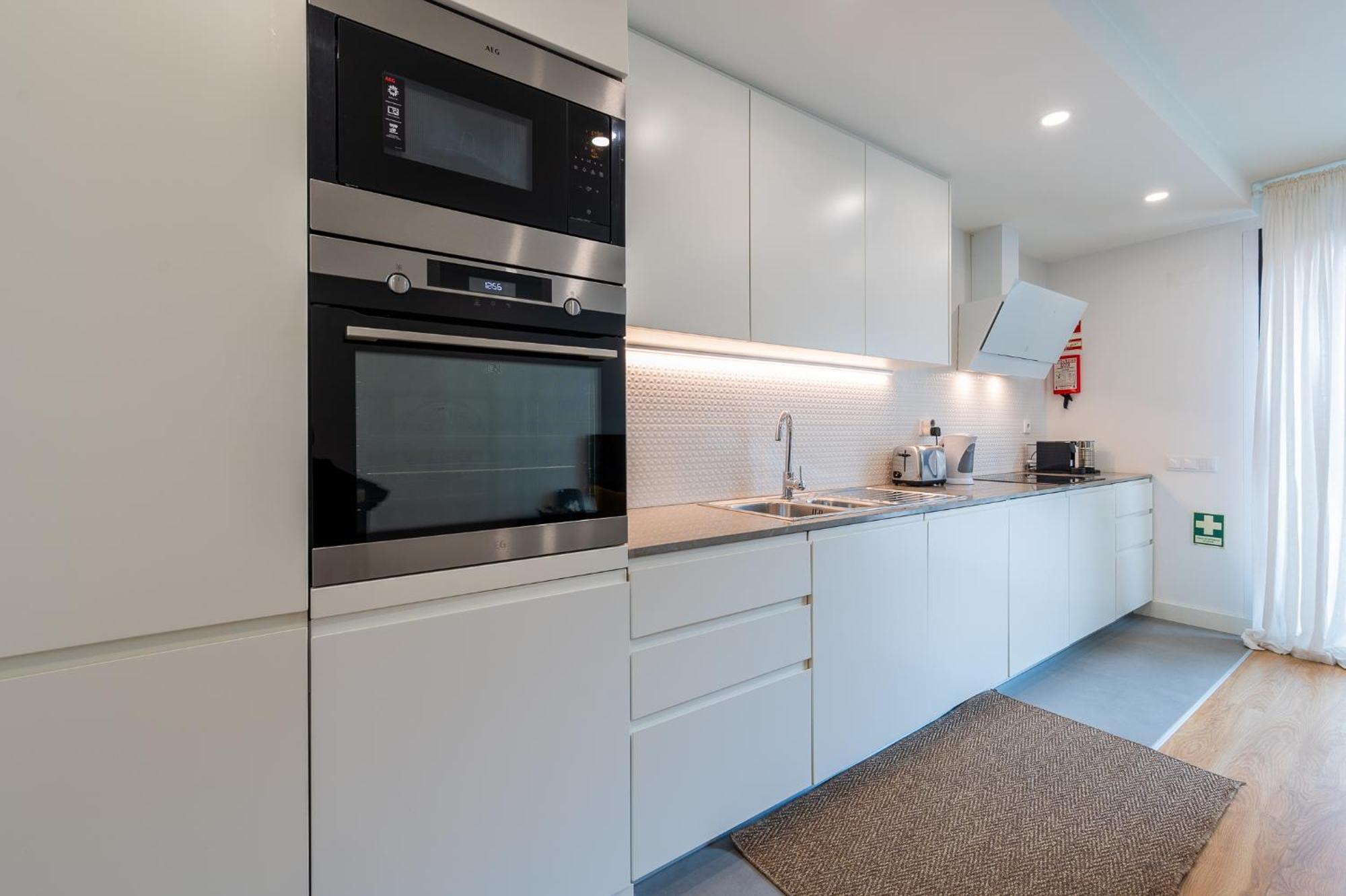 Compromisso 25 Apartment Faro Luaran gambar